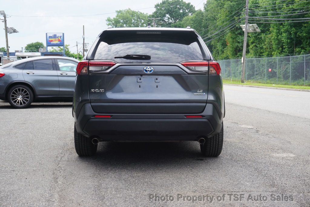 2020 Toyota RAV4 Hybrid LE AWD - 23052235 - 5