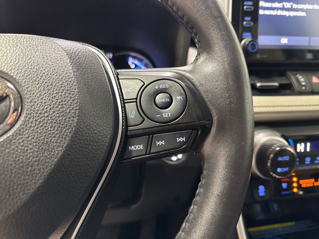 2020 Toyota RAV4 Hybrid Limited AWD - 22976574 - 11