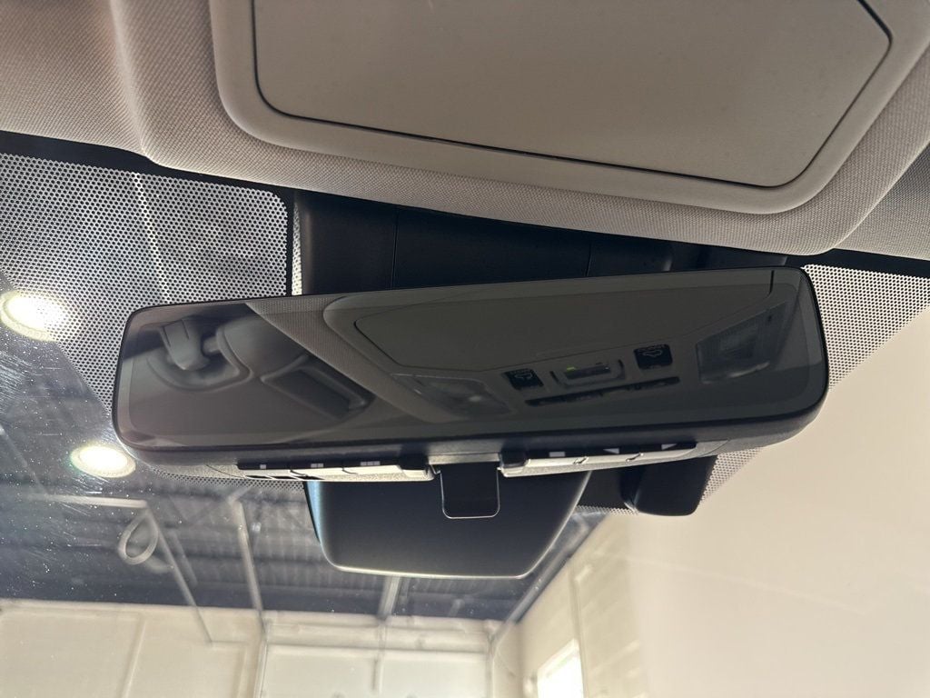 2020 Toyota RAV4 Hybrid Limited AWD - 22976574 - 25