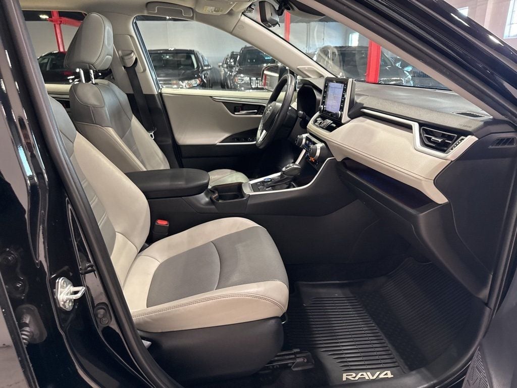 2020 Toyota RAV4 Hybrid Limited AWD - 22976574 - 47