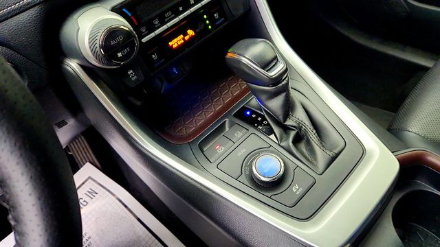 2020 Toyota RAV4 Hybrid Limited AWD w/ Weather Package - 23097087 - 16