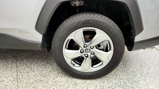 2020 Toyota RAV4 Hybrid Limited AWD w/ Weather Package - 23097087 - 8