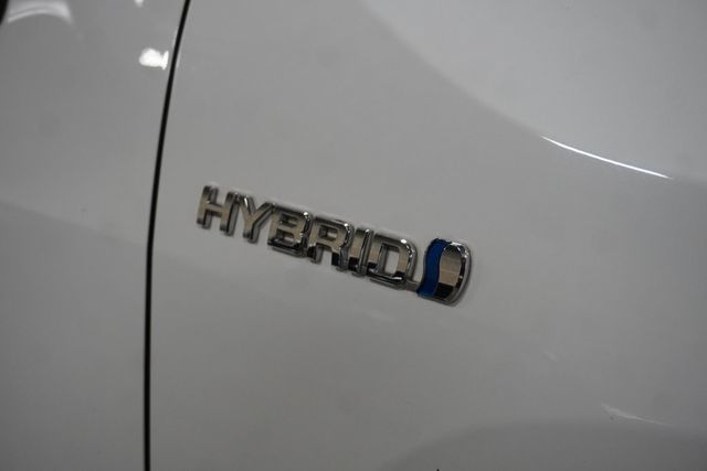 2020 Toyota RAV4 Hybrid XLE AWD - 22988926 - 16