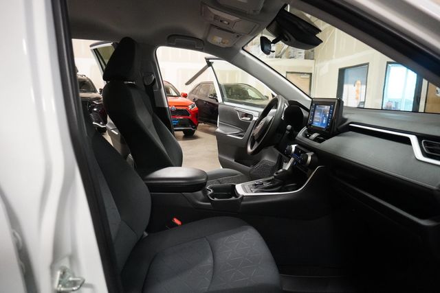 2020 Toyota RAV4 Hybrid XLE AWD - 22988926 - 6