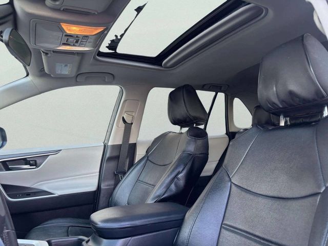 2020 Toyota RAV4 Hybrid XLE AWD - 23038746 - 14