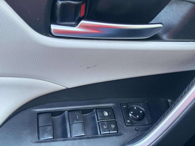 2020 Toyota RAV4 Hybrid XLE AWD - 23038746 - 28