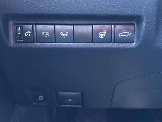 2020 Toyota RAV4 Hybrid XLE AWD - 23038746 - 29