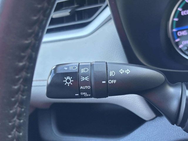 2020 Toyota RAV4 Hybrid XLE AWD - 23038746 - 32