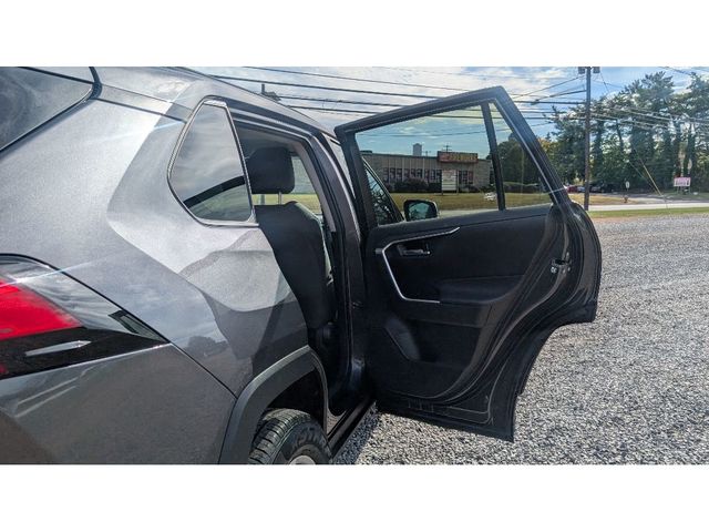 2020 Toyota RAV4 Hybrid XLE AWD - 22929876 - 11