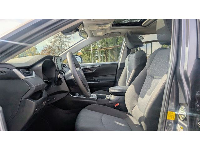 2020 Toyota RAV4 Hybrid XLE AWD - 22929876 - 13
