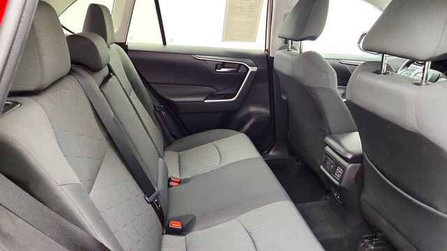 2020 Toyota RAV4 Hybrid XLE AWD w/ Convenience Package - 23029210 - 22
