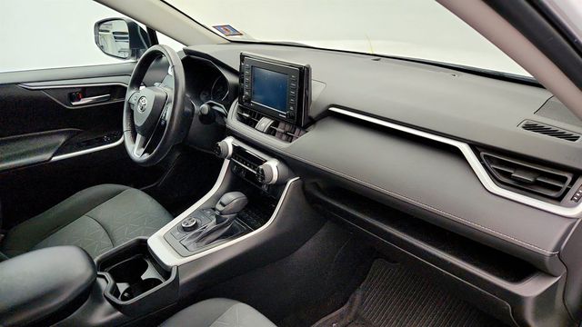 2020 Toyota RAV4 Hybrid XLE AWD with Weather Package - 22962874 - 21