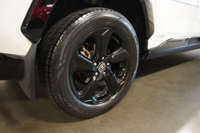 2020 Toyota RAV4 Hybrid XSE AWD - 23022407 - 4