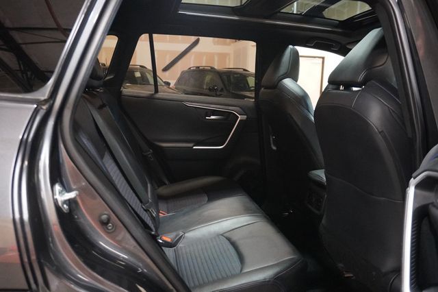 2020 Toyota RAV4 Hybrid XSE AWD - 23024499 - 10