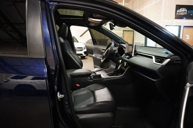 2020 Toyota RAV4 Hybrid XSE AWD - 23037192 - 6