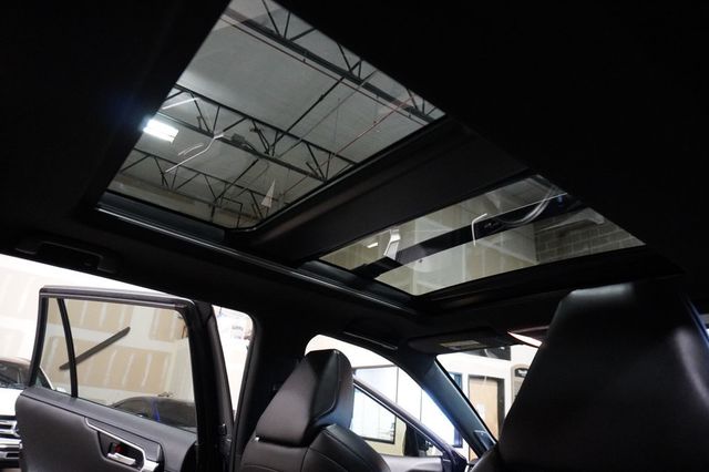 2020 Toyota RAV4 Hybrid XSE AWD - 23072442 - 12