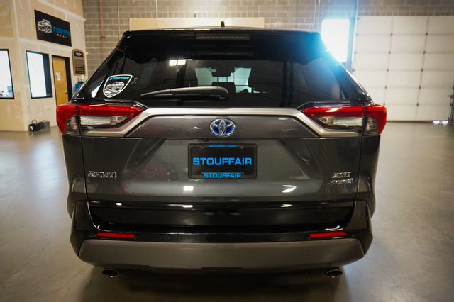 2020 Toyota RAV4 Hybrid XSE AWD - 23072442 - 4
