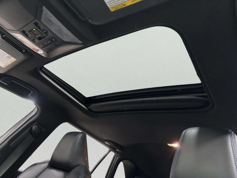 2020 Toyota RAV4 Hybrid XSE AWD - 22984892 - 12