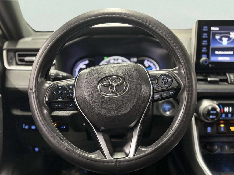 2020 Toyota RAV4 Hybrid XSE AWD - 22984892 - 32