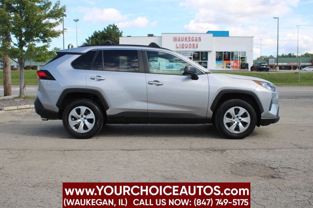 2020 Toyota RAV4 LE FWD - 22905607 - 3