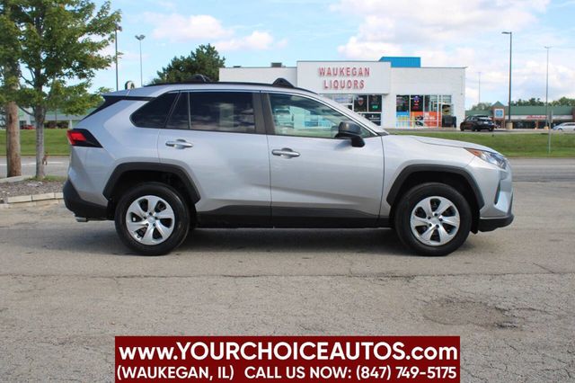 2020 Toyota RAV4 LE FWD - 22905607 - 3