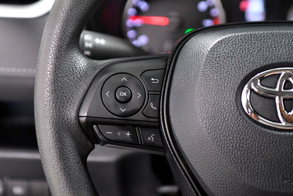 2020 Toyota RAV4 LE FWD - 22171309 - 20