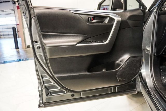 2020 Toyota RAV4 LE FWD - 22990731 - 14