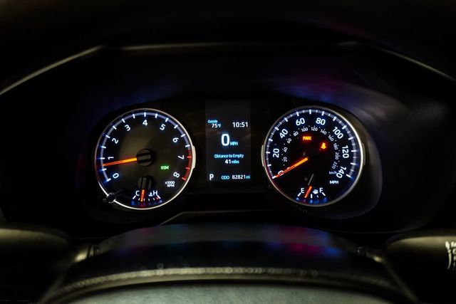 2020 Toyota RAV4 LE FWD - 22990731 - 23