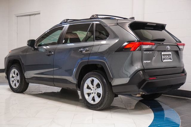 2020 Toyota RAV4 LE FWD - 22990731 - 26