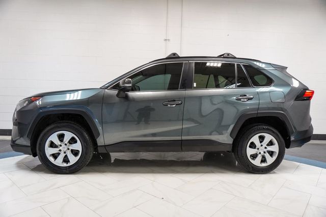 2020 Toyota RAV4 LE FWD - 22990731 - 27