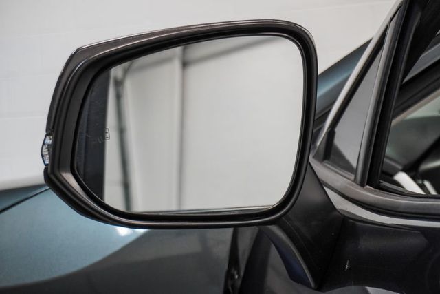 2020 Toyota RAV4 LE FWD - 22990731 - 36