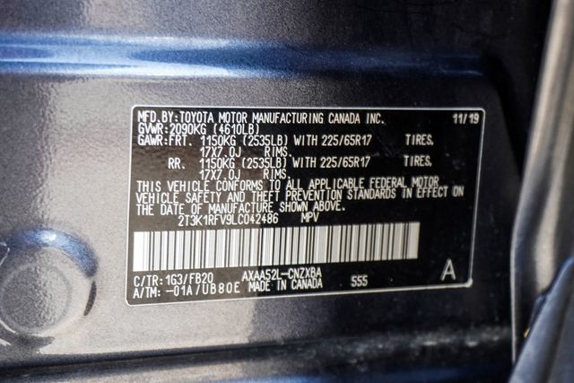 2020 Toyota RAV4 LE FWD - 22990731 - 37