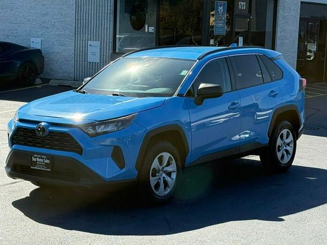2020 Toyota RAV4 LE FWD - 23090026 - 11