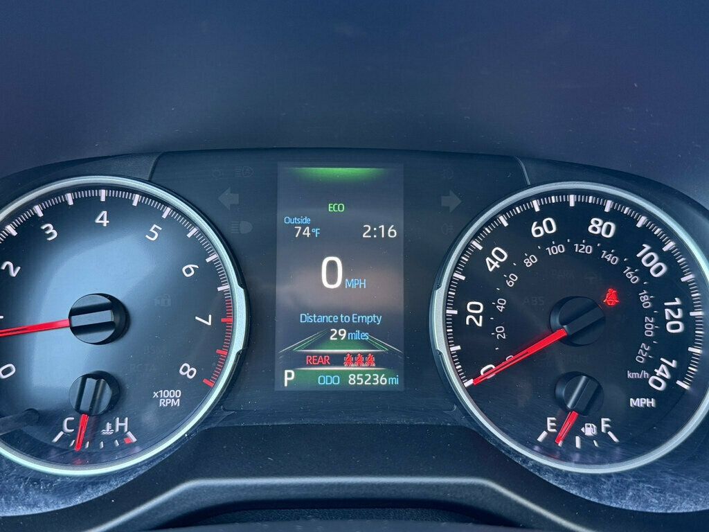 2020 Toyota RAV4 LE FWD - 23090026 - 23