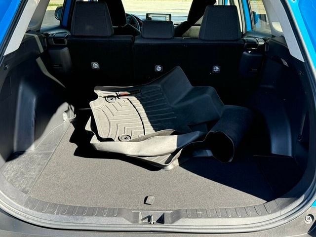 2020 Toyota RAV4 LE FWD - 23090026 - 26