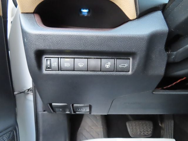 2020 Toyota RAV4 Limited AWD - 23097497 - 11