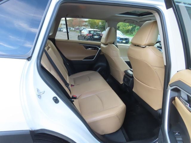 2020 Toyota RAV4 Limited AWD - 23097497 - 30