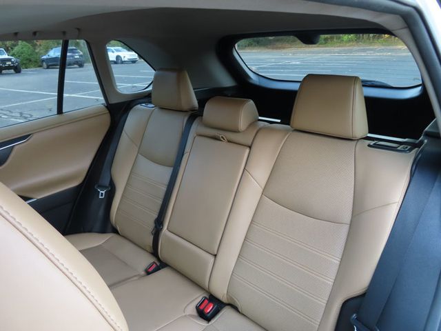 2020 Toyota RAV4 Limited AWD - 23097497 - 34