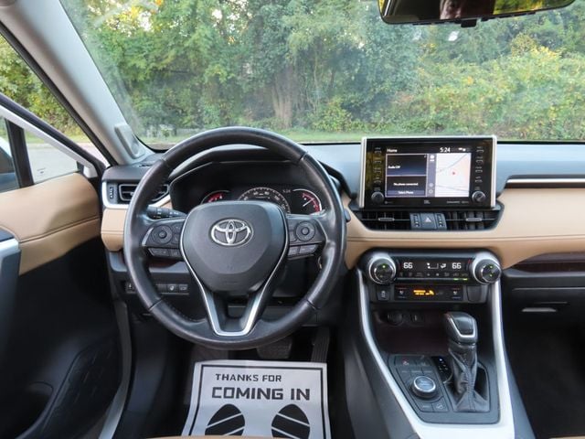 2020 Toyota RAV4 Limited AWD - 23097497 - 35