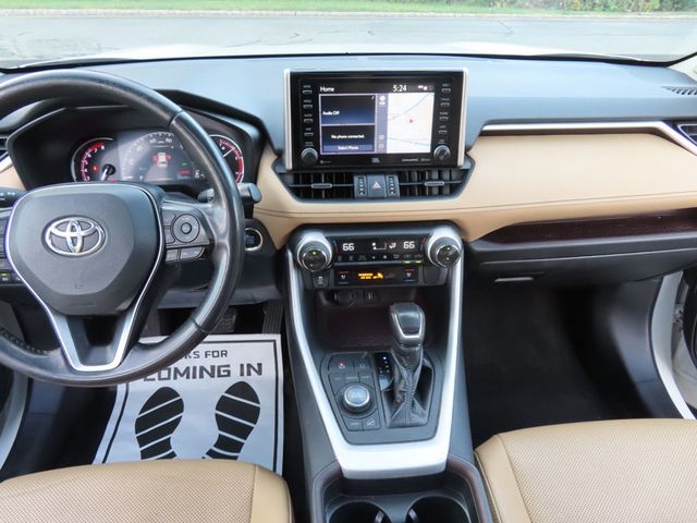 2020 Toyota RAV4 Limited AWD - 23097497 - 37