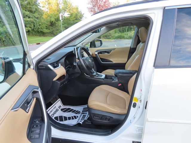 2020 Toyota RAV4 Limited AWD - 23097497 - 5