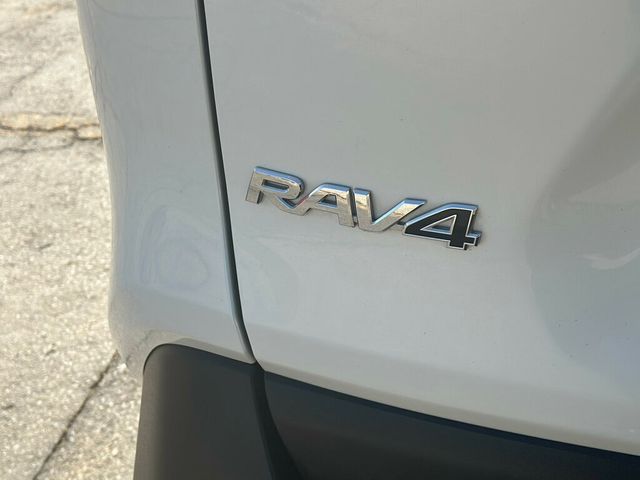 2020 Toyota RAV4 Limited AWD - 22383488 - 43
