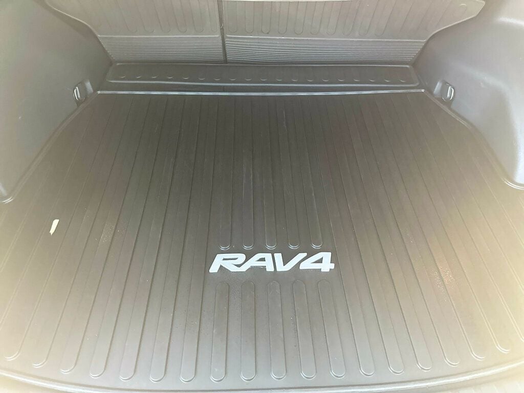 2020 Toyota RAV4 Limited AWD - 22383488 - 50