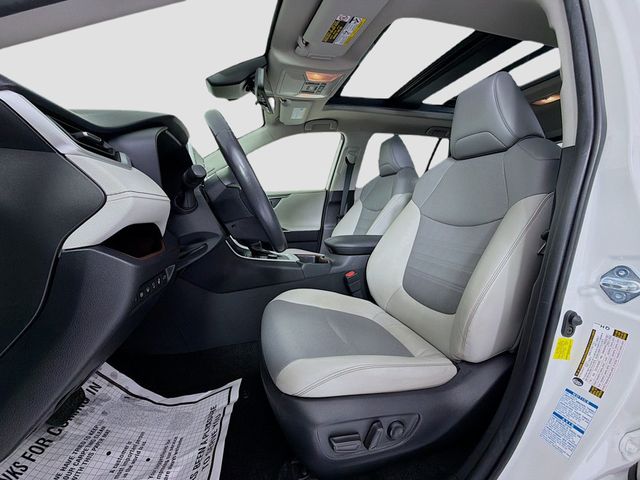 2020 Toyota RAV4 Limited AWD - 22975924 - 21