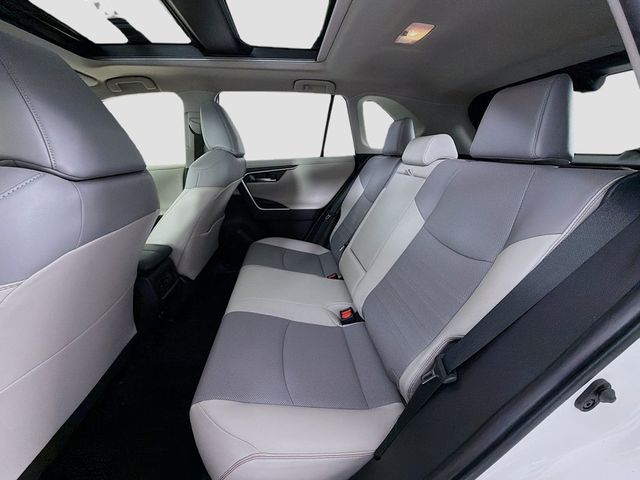 2020 Toyota RAV4 Limited AWD - 22975924 - 25