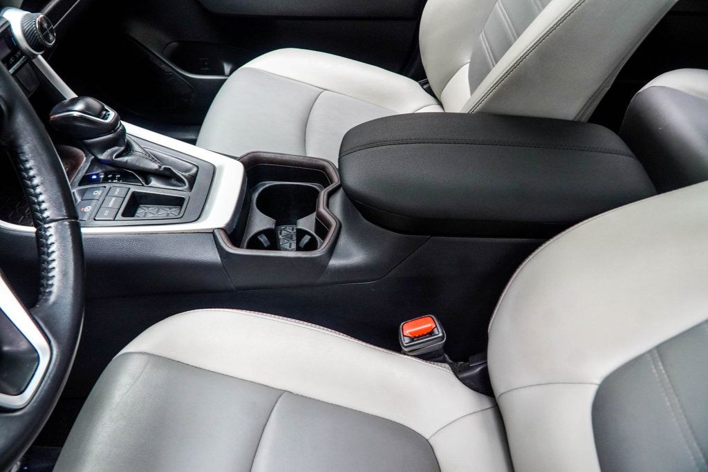 Toyota RAV4 photo 20