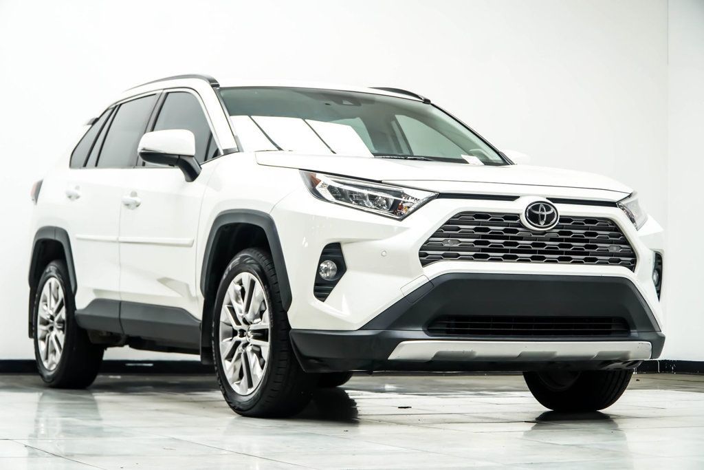 Toyota RAV4 photo 4