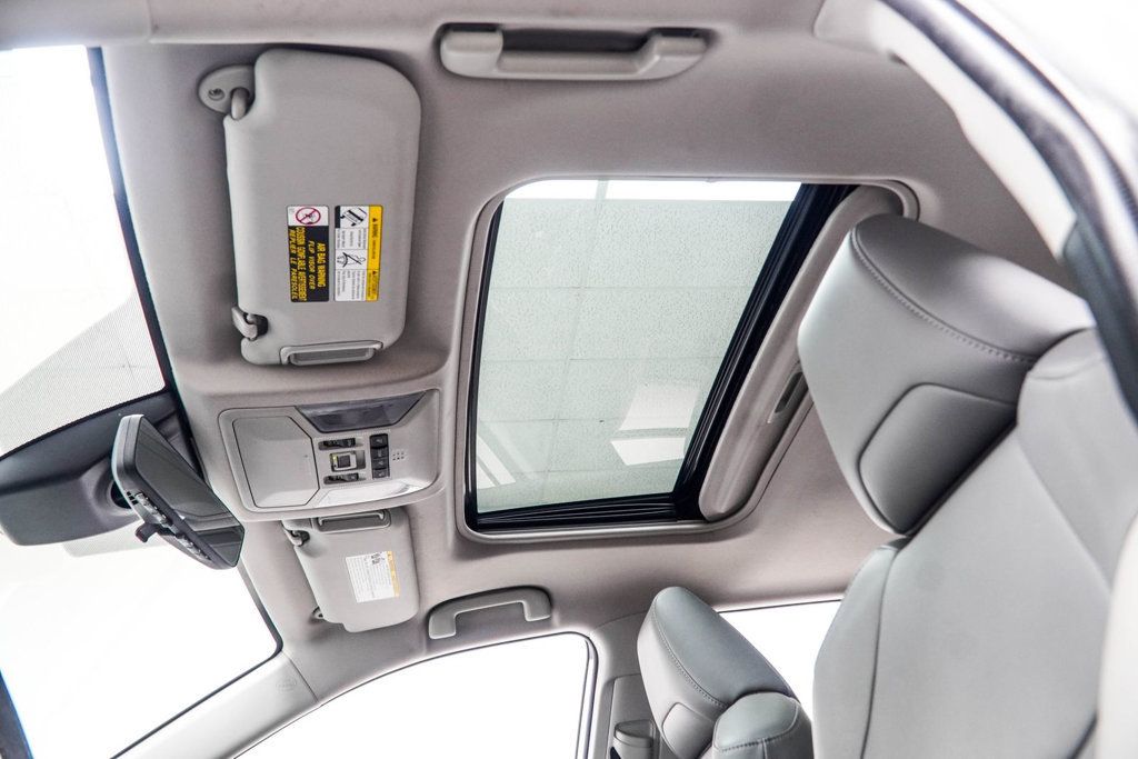 Toyota RAV4 photo 43