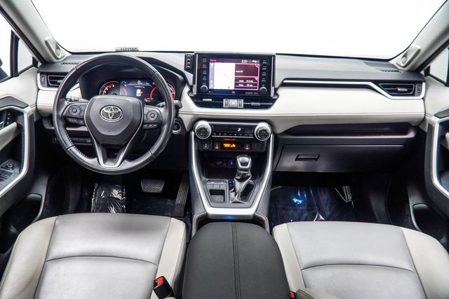 2020 Toyota RAV4 Limited FWD - 23068675 - 4