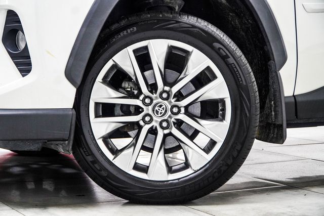 2020 Toyota RAV4 Limited FWD - 23068675 - 5